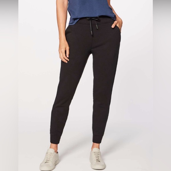 Lululemon Warm Down Jogger *28", Size 6 - Picture 1 of 11